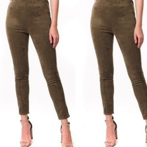BlankNYC Faux Suede Leggings Into The Forest Size 24 EUC